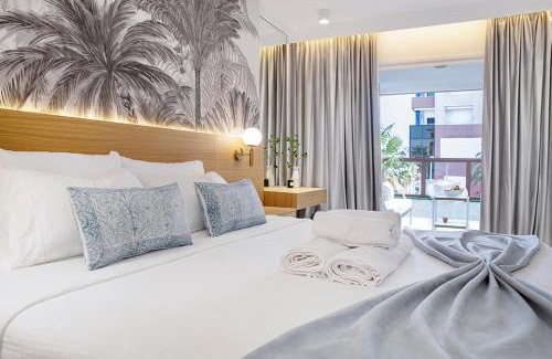 El Madronal Apartment | TMS Andorra Luxury ApartHotel, Las Americas, Pool&Beach