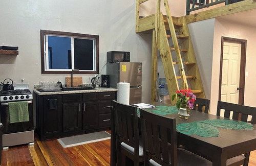Burrell Boom Bed & Breakfast | TMT Legacy Cabin