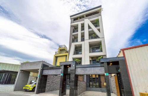 Anping House | Tnap 知築包棟ktv電梯民宿 全新落成 8-36人