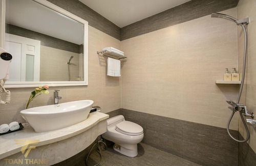 Hanoi Apartment | Toàn Thắng Hotel HN - by Bay Luxury