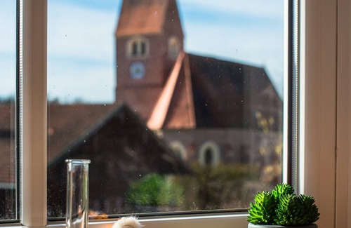 Haarbach Apartment | To feel good - apartment with sun terrace - at the golf course * with WLAN for free *