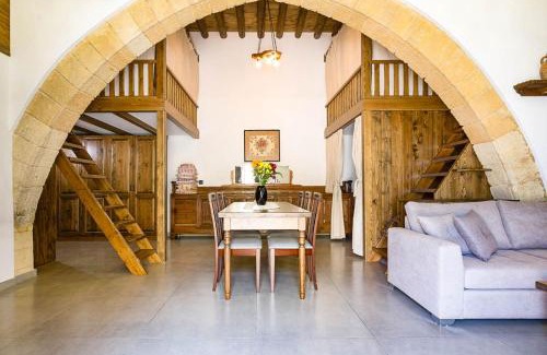 Soroni House | To Kamariko