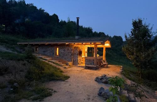 Serednye House | To Lem Ande