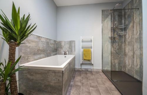 Tenby Apartment | To Mawr - 2 Bedroom Apartment - Tenby