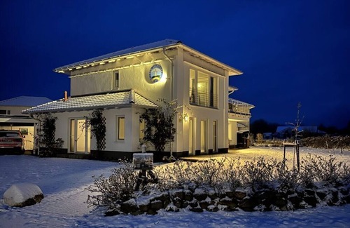 Trent House | To"n Lüchtfüer Comfortable holiday residence