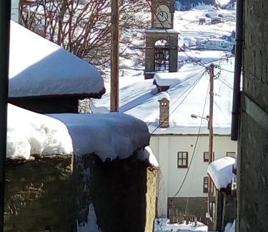 Metsovo House | To Patriko Tou Saranti