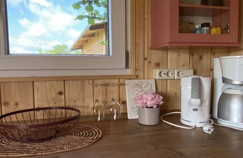 Hohennauen Ski Chalet | To the hay bale wagon