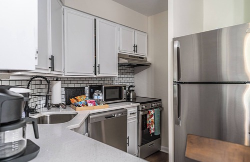 Pinehurst Apartment | To The Green On #17 - Boutique Studio w/GREAT Views, 5 Minutes From Clubhouse
