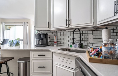 Pinehurst Apartment | To The Green On #17 - Boutique Studio w/GREAT Views, 5 Minutes From Clubhouse