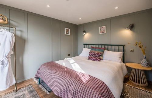 Beccles Cabin | Toad Hall Lodges - Luxury Glamping Lodges Near Southwold!