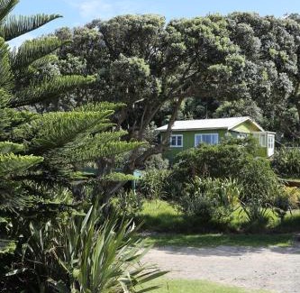 Baylys Beach House | Toad Hall