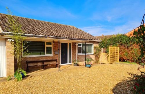 Ingoldisthorpe House | Tobijo Big Private Spacious Hideaway