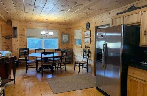 Suches House | Toccoa Riverfront Cabin 3 Bedrooms 3 Baths Private Hot Tub