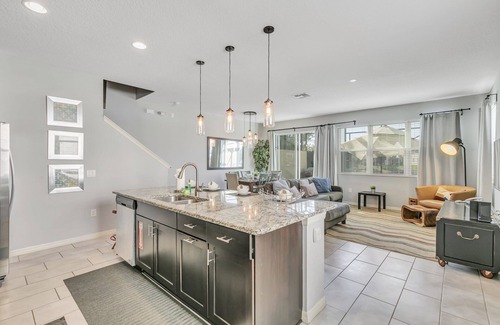 Kissimmee House | "Tocoa Bay" - Epic 4BD/3.5BA Townhome near Disney