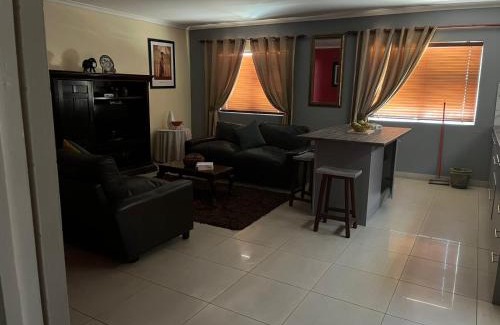 Trawal House | Toekies and Abel