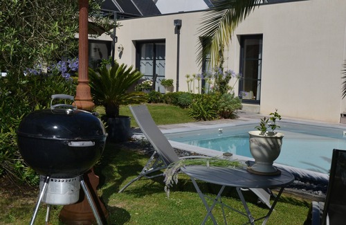 Quimiac Villa | TOEN BIHAN, family home with swimming pool, close to beaches (100 m)