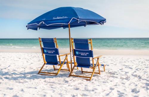 Delos House | Toes In The Sand-ON GULF-FRANGISTA BEACH