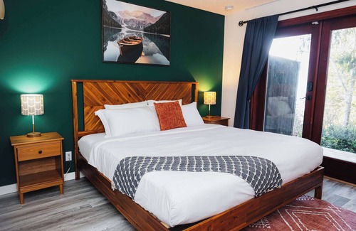 Tofino Hotel | Tofino Oceanfront Hotel Suite
