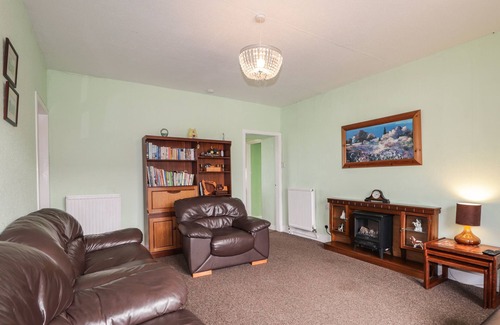 Spittal Cottage | TOFTINGALL FARM COTTAGE, pet friendly, with a garden in Watten