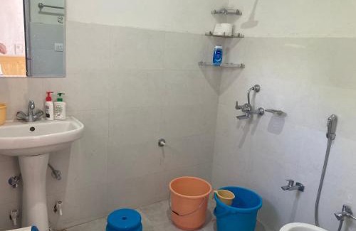 She House | TOKPORINCHEN GUESTHOUSE "homestay"