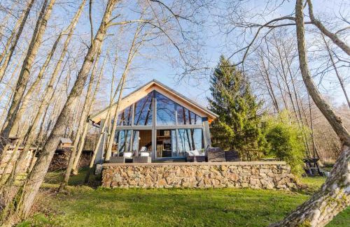 Zachotin House | Toksol Black