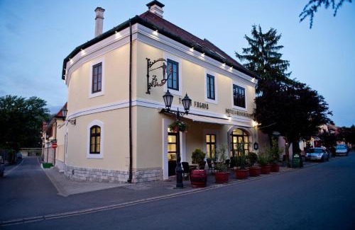 Tokaj Hotel | Toldi Fogadó