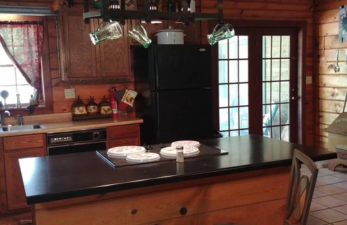 Negreet Cabin | Toledo Bend Cabin on the Creek