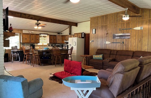 South Toledo Bend House | Toledo Bend/Water view/Beach access/Gameroom