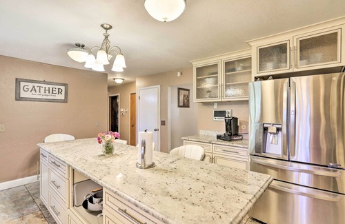 Toledo House | Toledo Home w/Direct Golf Course Access!