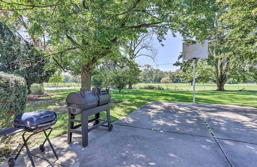 Toledo House | Toledo Home w/Direct Golf Course Access!