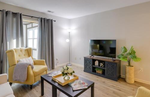 Reynolds Corners Apartment | Toledo Vacation Rental about 8 Mi to Downtown!
