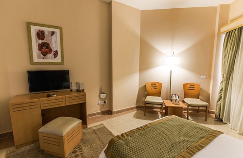 Mobarak City Hotel | Tolip Family Club Borg El Arab