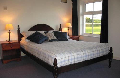 Freshwater Bed & Breakfast | Tollgate Cottages Bed and Breakfast