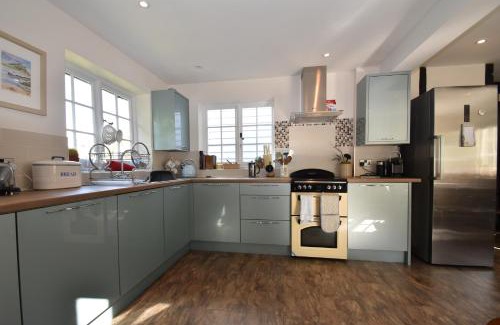 Playden House | Tollgates