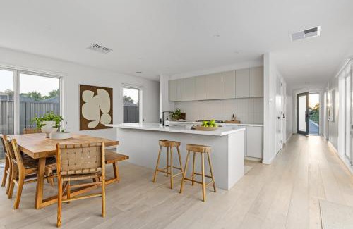 Ballarat East House | Tollhouse