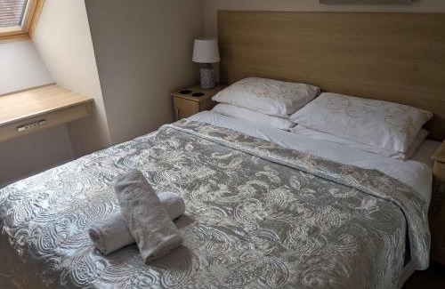 Bryansford Bed & Breakfast | Tollyrose Country House