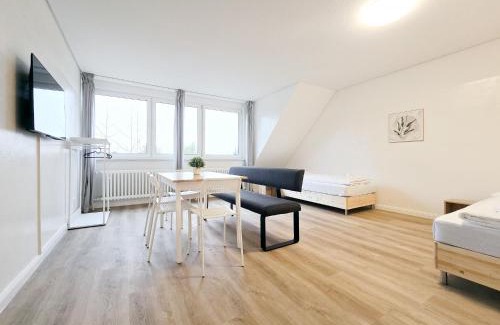 Buchholz Apartment | Tolstov Apartments - 3 Room Apartments - 25 min Messe DUS