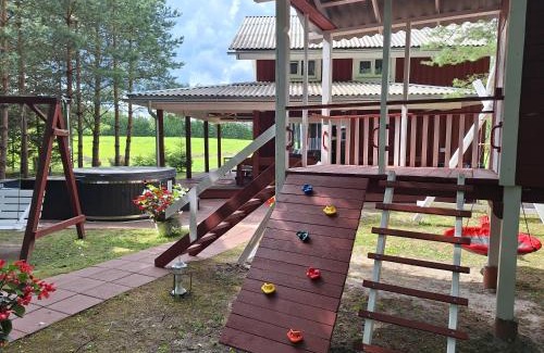 Birzgale House | Toma pirts BRĪVDIENU