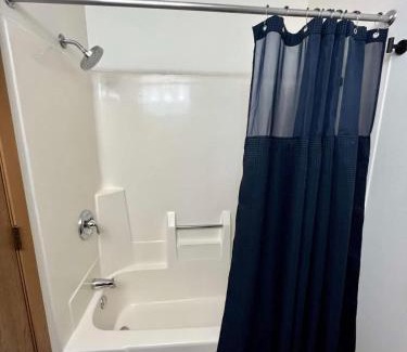 Tomah Apartment | Tomah Apartment C - Veterans Street