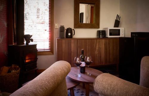 Mount Tomah Bed & Breakfast | Tomah Retreat - Studio CHILL with fireplace and clawfoot bath