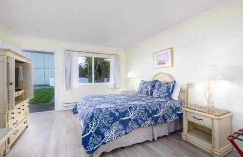 Inverness Hotel | Tomales Bay Lodge and Marina Inc