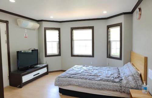 Hongcheon House | Tomato Pension