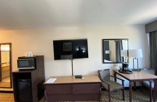 Tombstone Hotel | Tombstone Grand Hotel, a Baymont by Wyndham