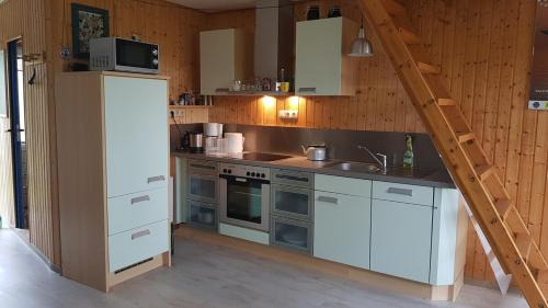 Loissin House | Tomi's Beach House