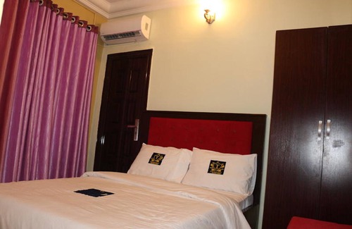 Uyo Hotel | TommsVille Hotels