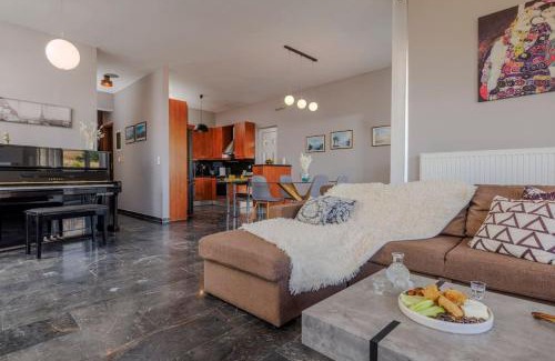 Karteros Apartment | Tomprouk Seaview