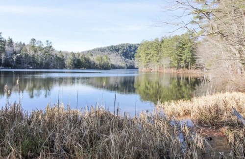 Bryant Pond Cabin | Tom’s Cabin on Lake Christopher