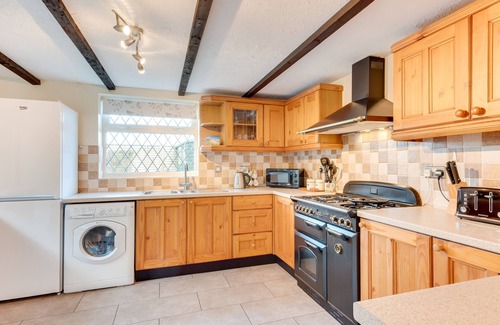 Great Ryburgh House | Tone's Cottage - Two Bedroom House, Sleeps 4