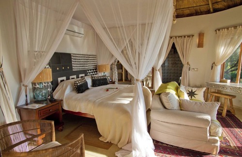 Simonga Cabin | Tongabezi Lodge