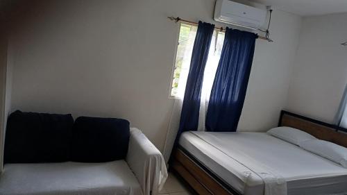 Neiafu House | Tongan Homestay